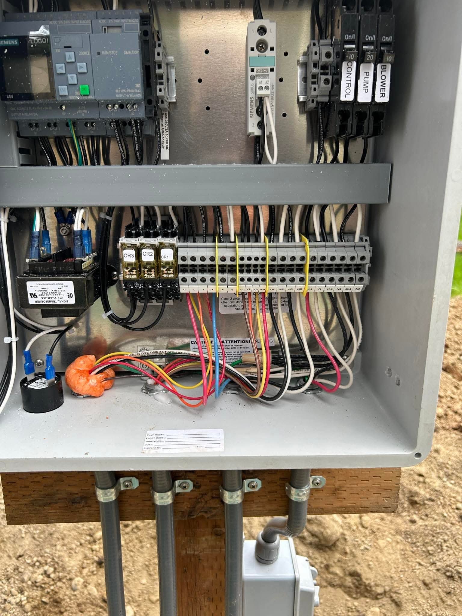 Septic control panel wiring with Siemens relays and pump breakers